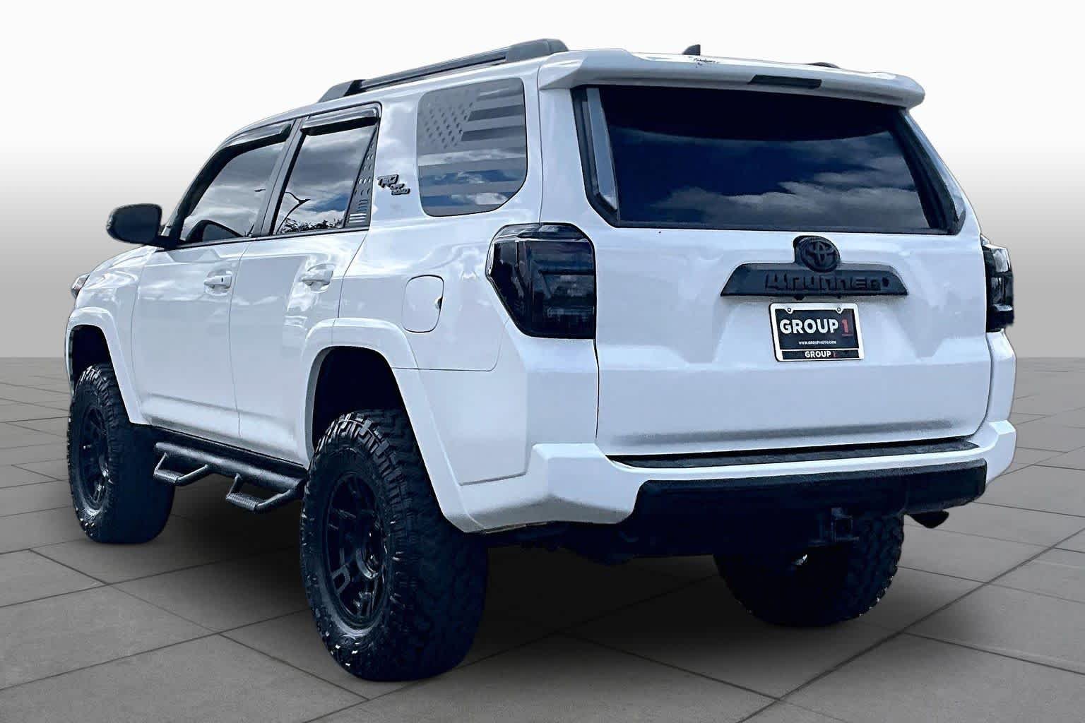 Used 2019 Super White Toyota TRD Off Road Premium image 11
