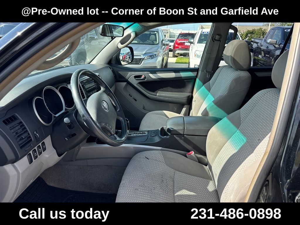 Used 2008 Black Toyota SR5 image 13