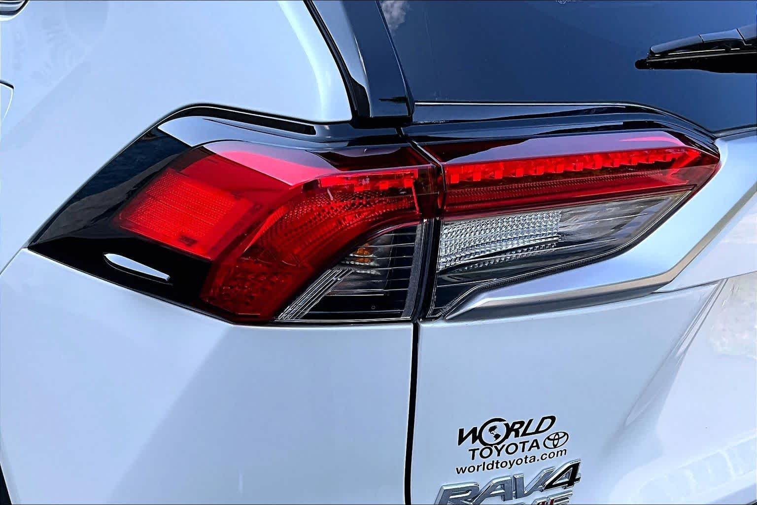 Used 2024 Wind Chill Pearl/Midnight Black Metallic Toyota XSE image 29