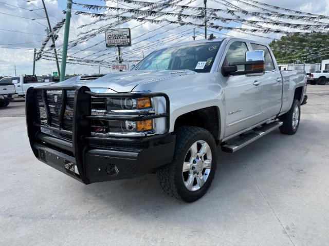 2018 Chevrolet Silverado HD LTZ 4WD Crew Cab Standard Box's photo