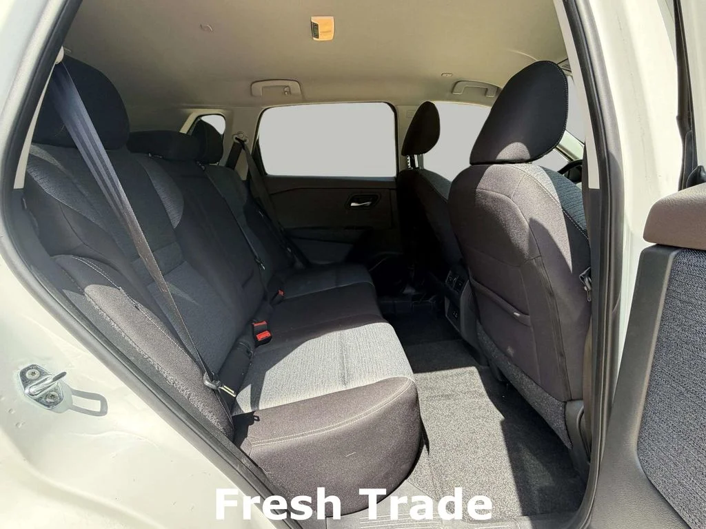 Used 2023 Pearl White Tricoat Nissan SV image 8