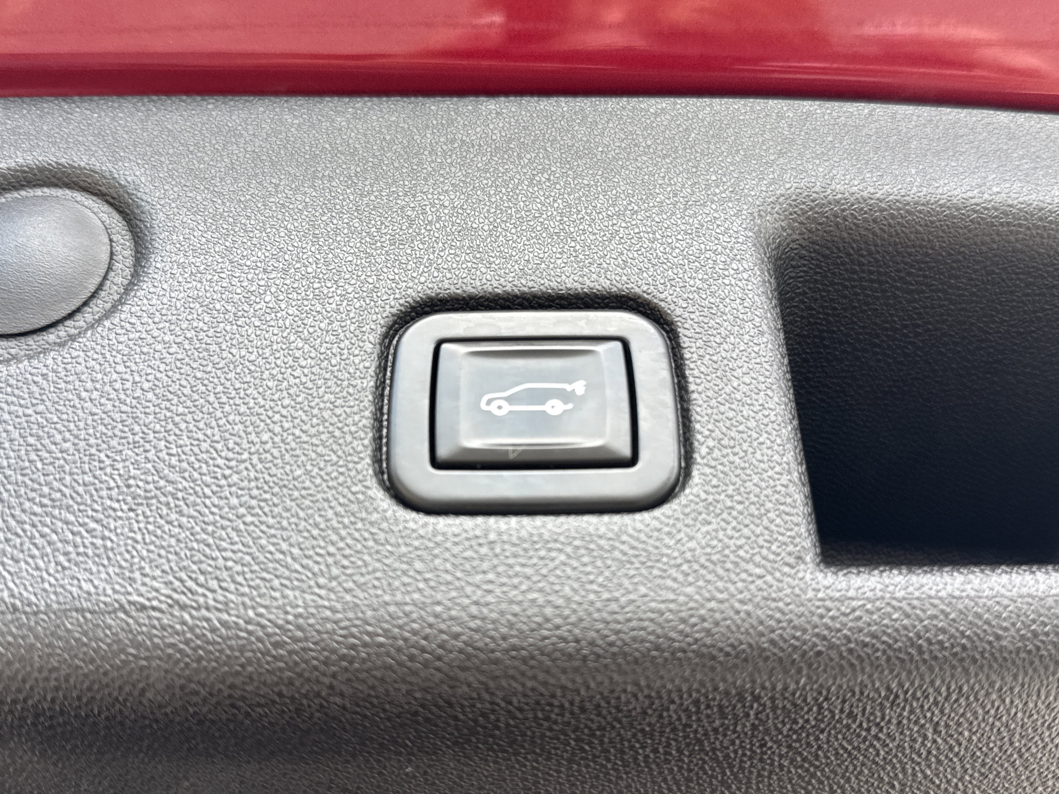 Used 2020 Cajun Red Tintcoat Chevrolet LT image 12