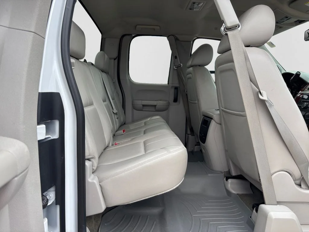 Used 2011 White Chevrolet LTZ image 42
