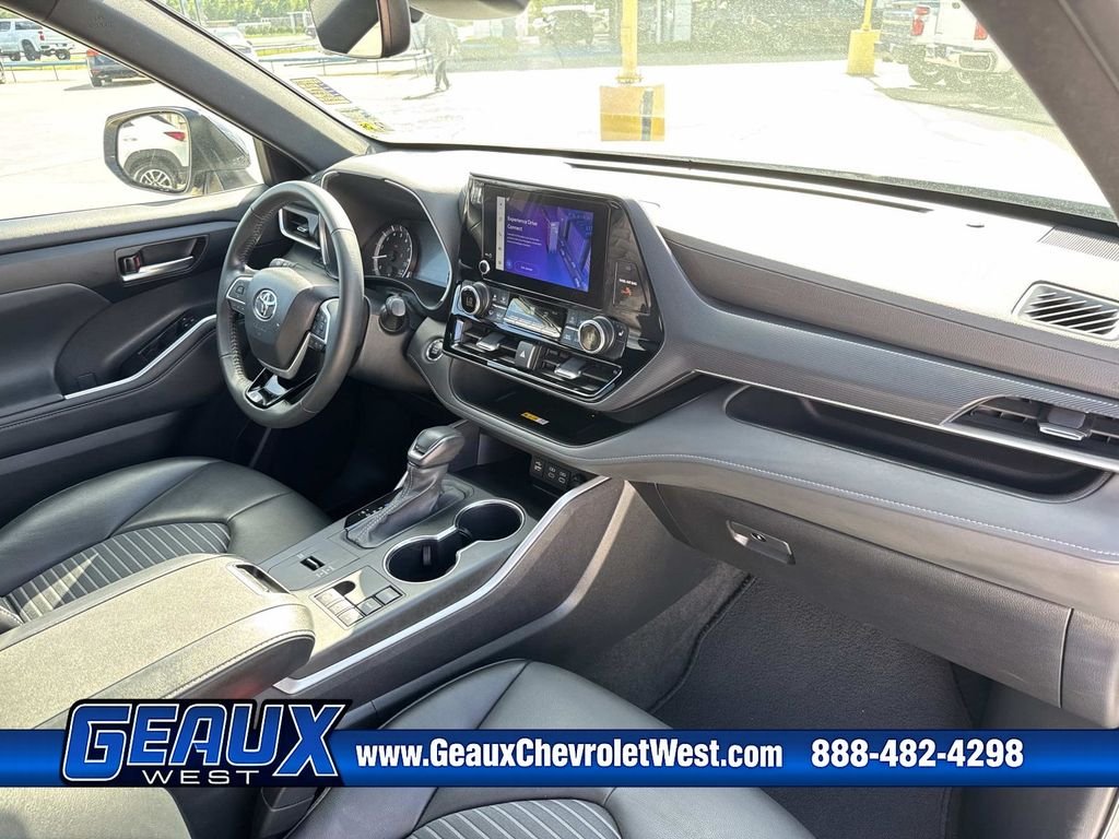 Used 2023 Silver Toyota XSE image 31