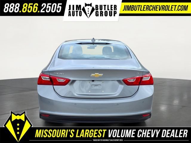 Used 2024 Sterling Gray Metallic Chevrolet 1LT image 17
