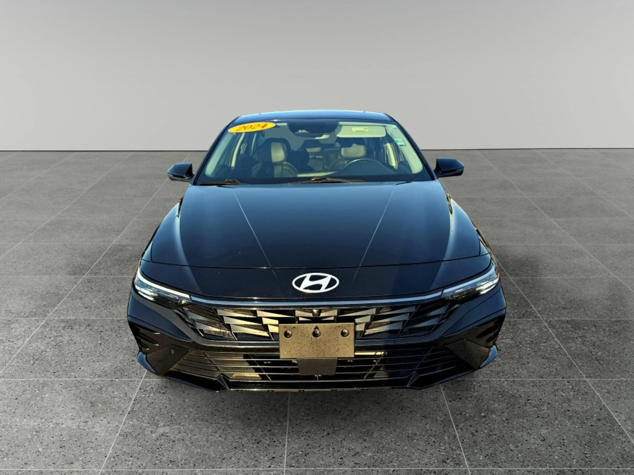 Used 2024 Abyss Black Hyundai Limited image 9