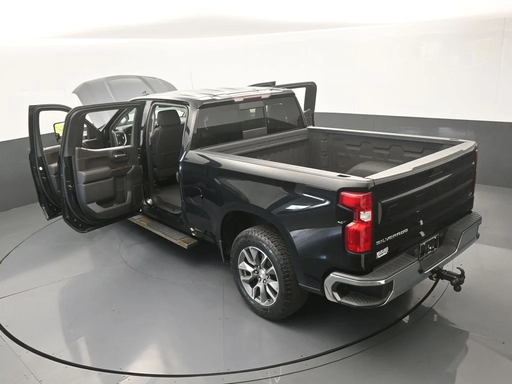 Used 2021 Black Chevrolet LT image 66