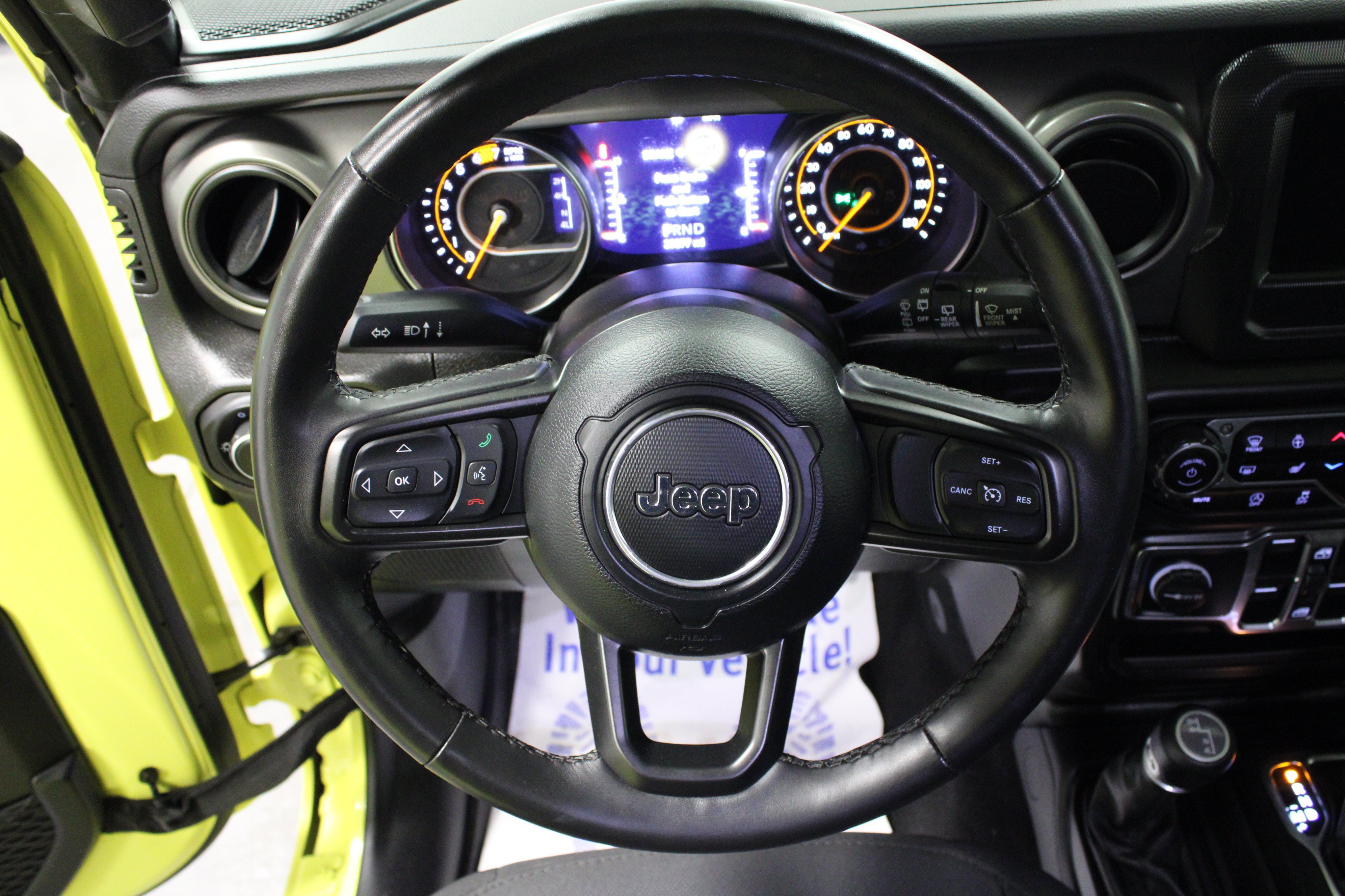 Used 2023 High Velocity Clearcoat Jeep High Tide image 17