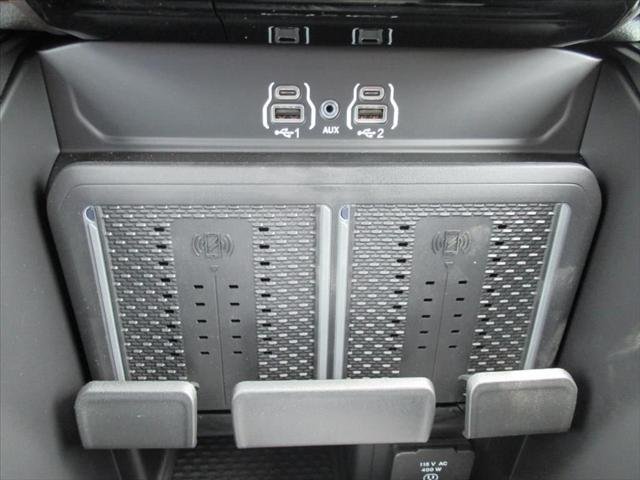 New 2026 Bright White Clear-Coat Exterior Paint RAM LARAMIE image 26