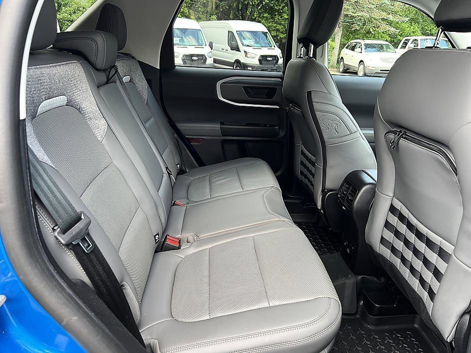 Used 2025 Blue Metallic Ford Badlands image 21