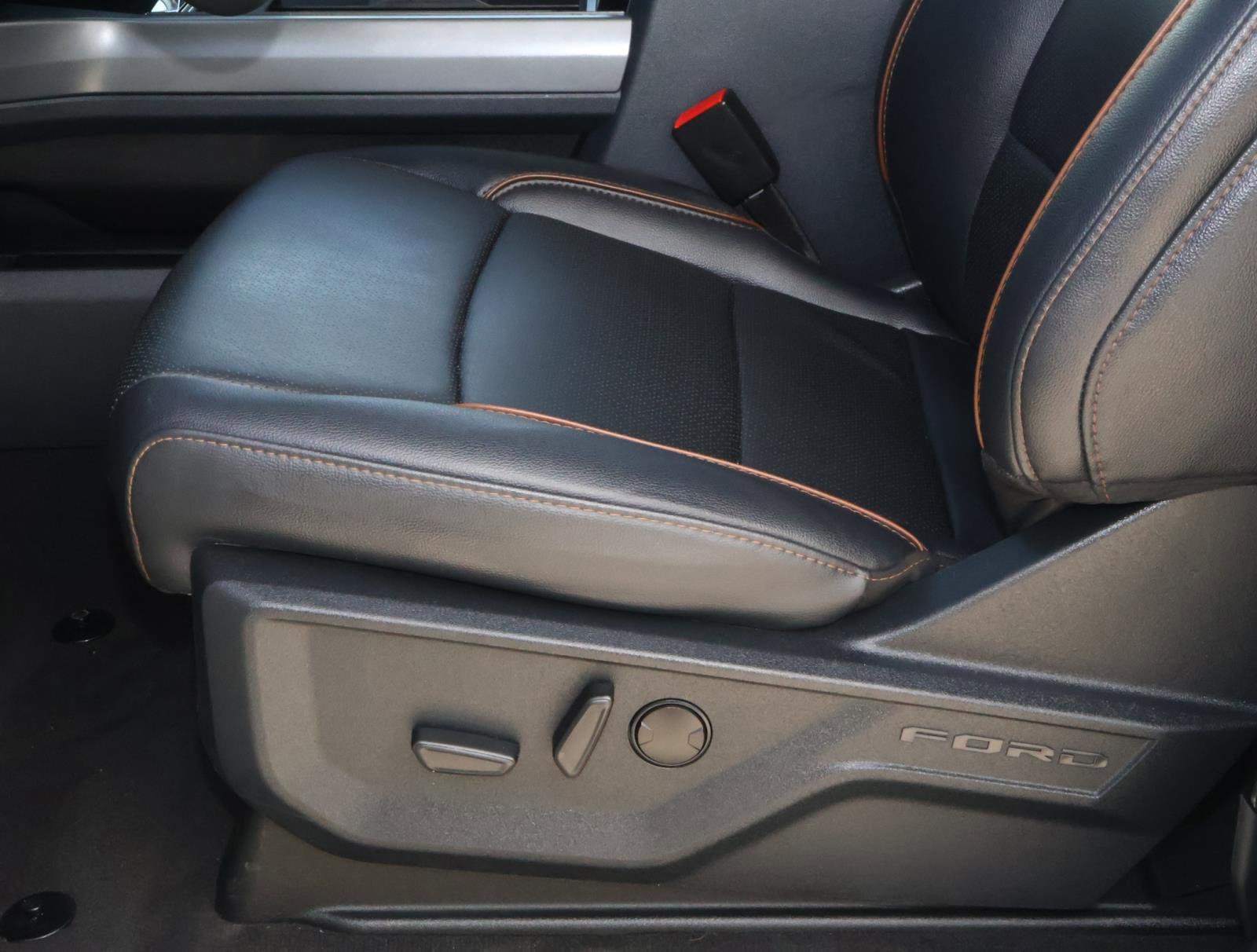 2026 Ford F-250 Super Duty Lariat - Photo 16