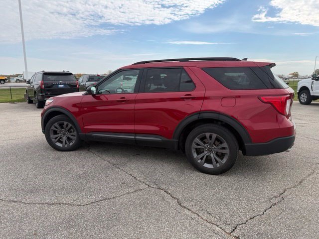 Certified Used 2022 Red Metallic Ford XLT image 8