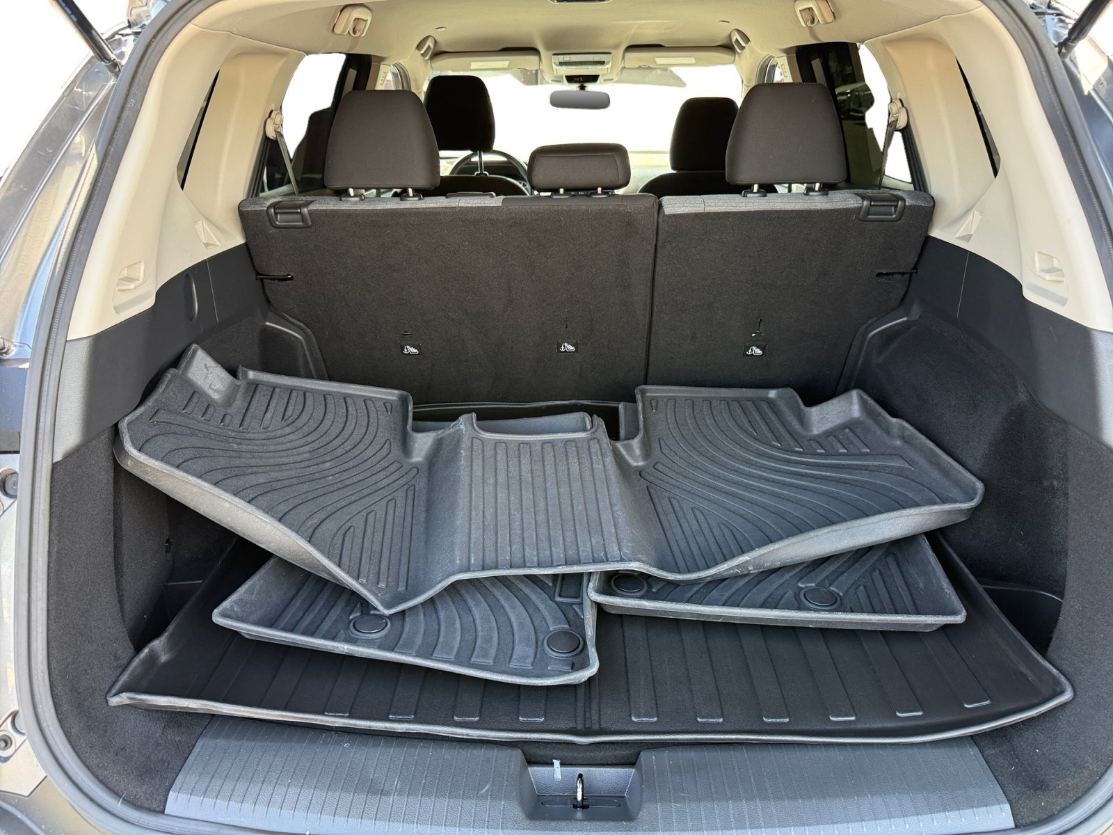 Used 2023 Gun Metallic Nissan SV image 17