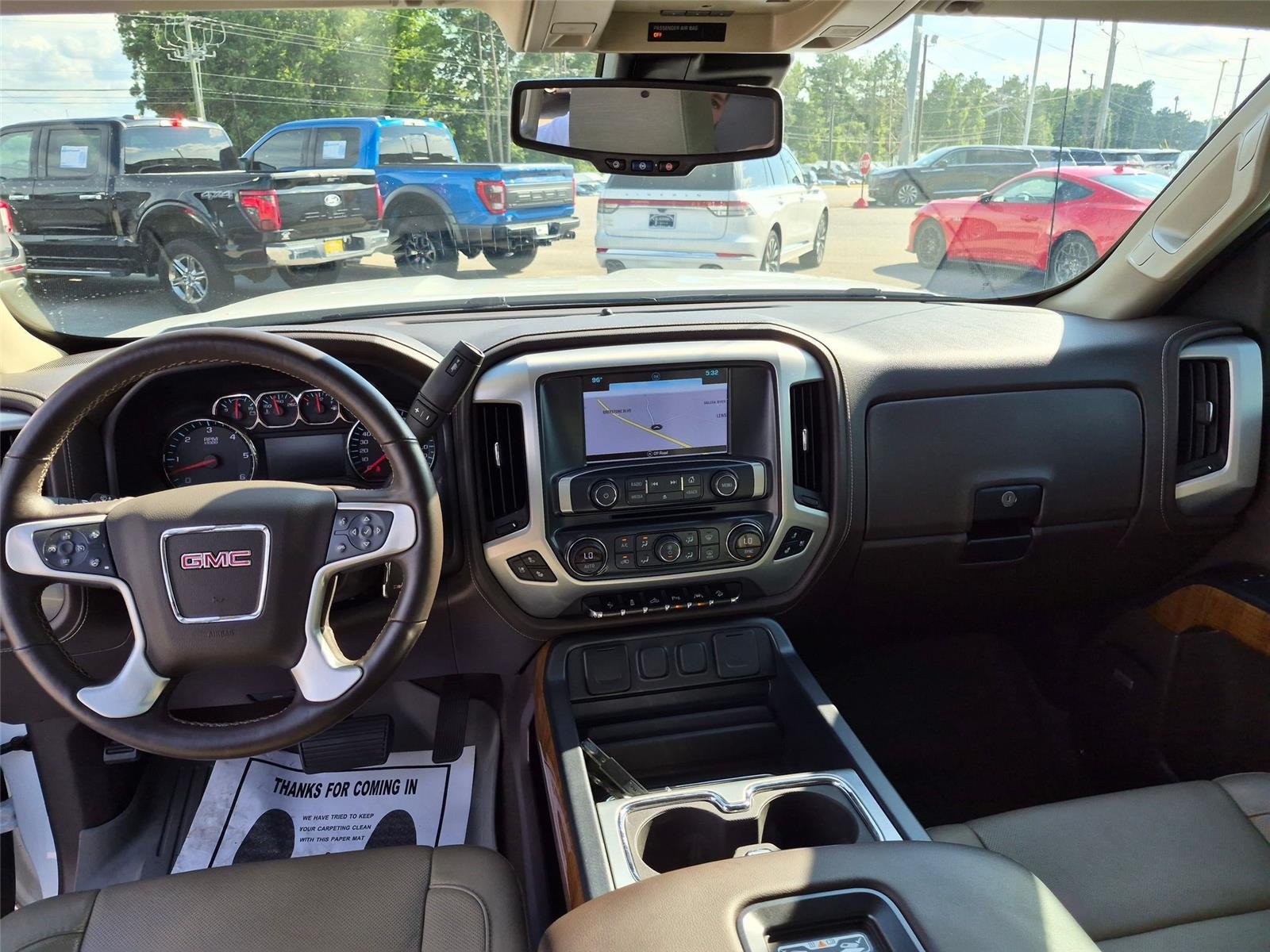 Used 2017 White Frost Tricoat GMC SLT image 28