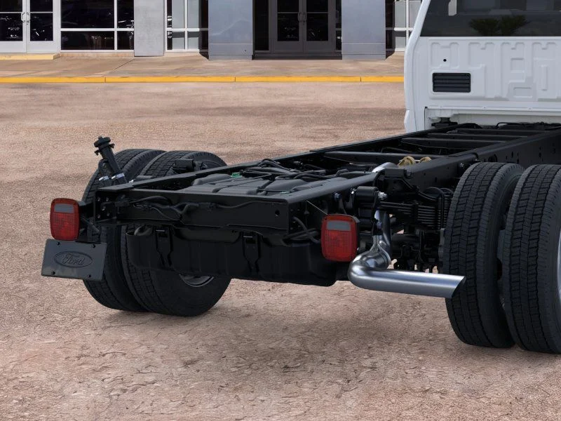 New 2025 Oxford White Ford XL image 21