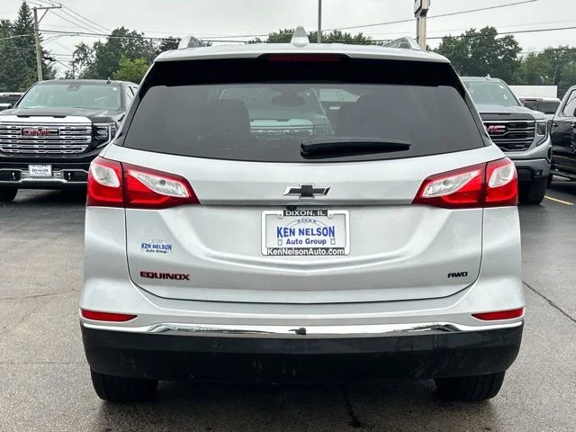 Used 2020 Silver Ice Metallic Chevrolet Premier image 8