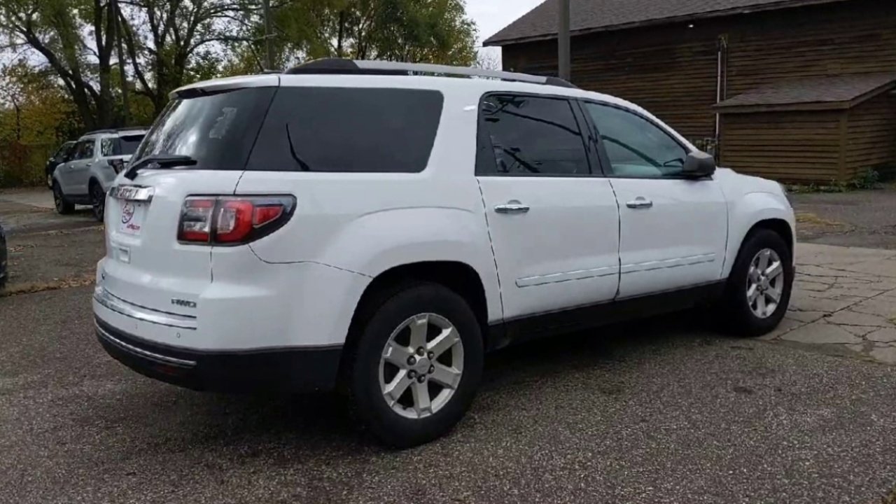 2016 Gmc Acadia SLE photo 4