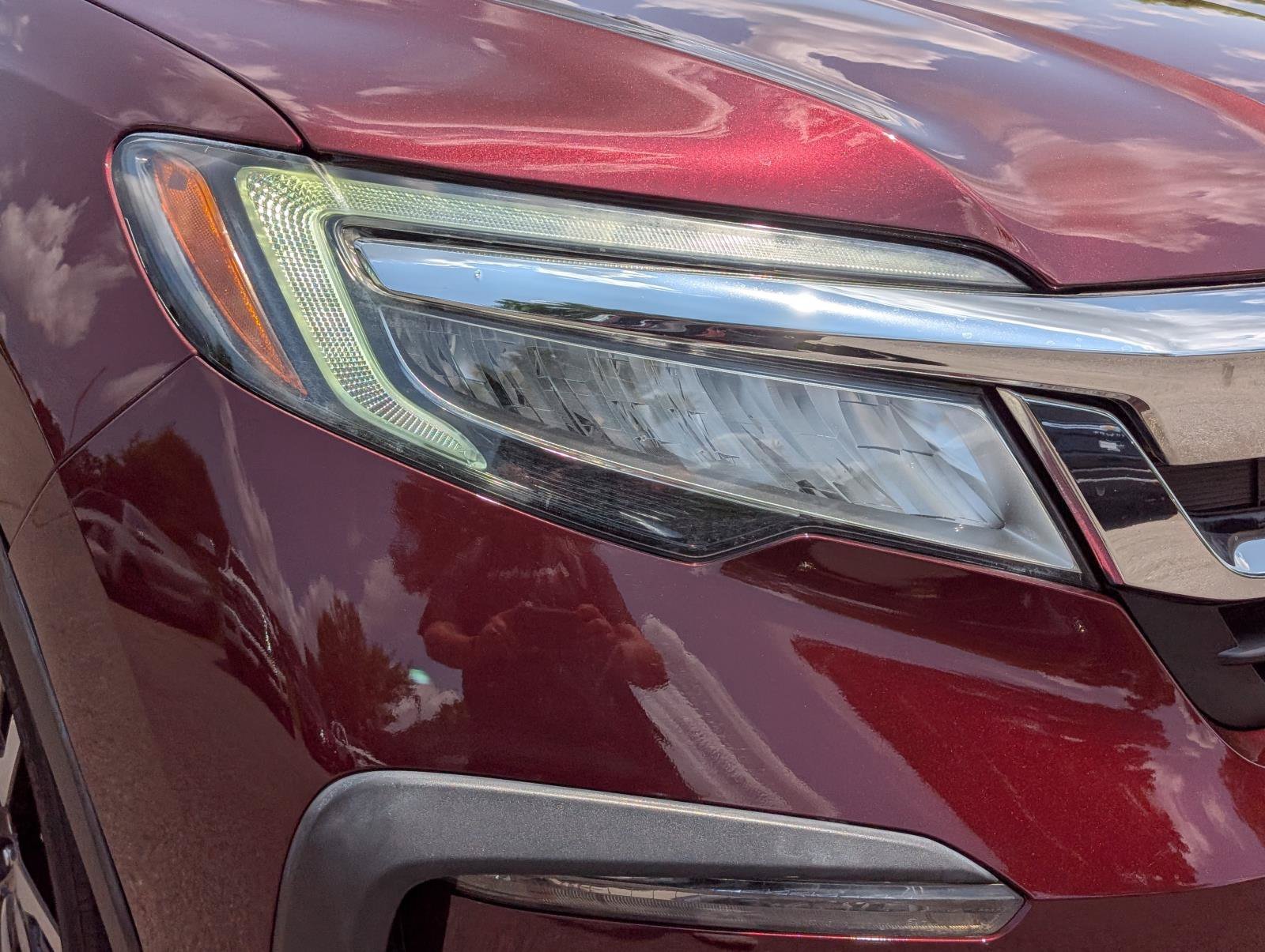 Used 2020 Burgundy Honda Touring 7-Passenger image 4