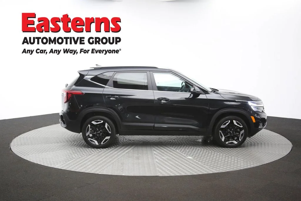 Used 2024 Black Kia SX image 43