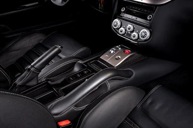 Used 2010 Nero Ferrari  image 55