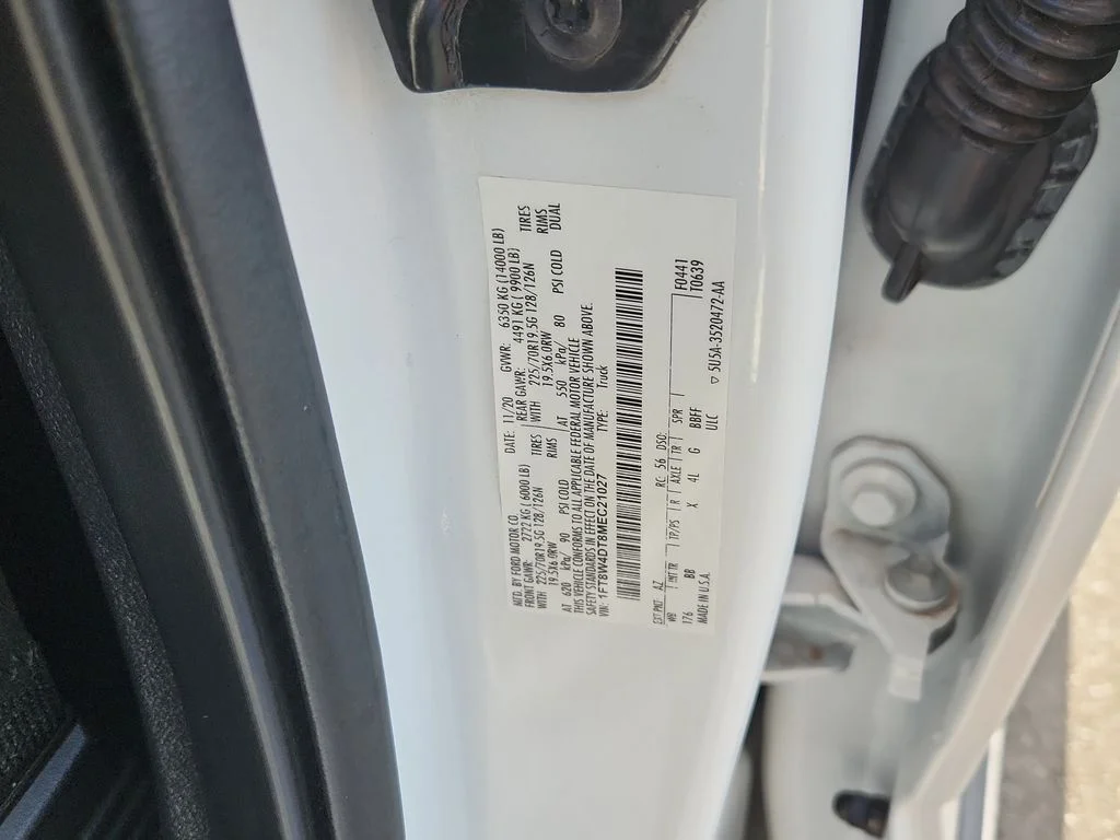 Used 2021 White Ford Platinum image 25
