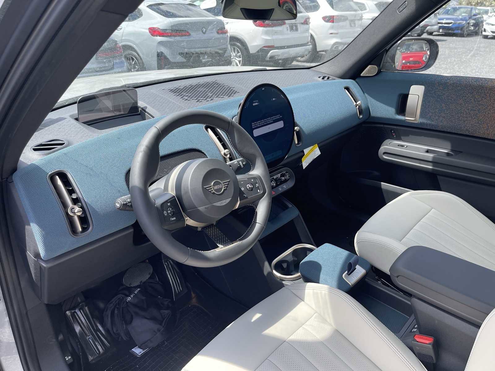 2025 MINI Countryman S - Photo 11