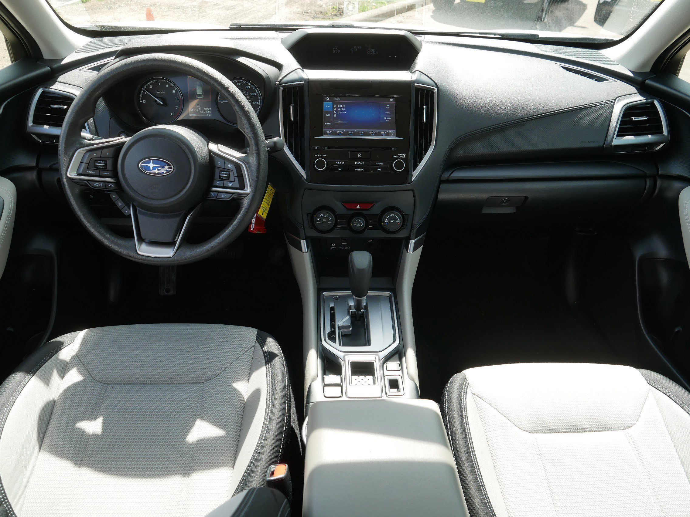 Used 2022 Crystal White Pearl Subaru CVT image 10