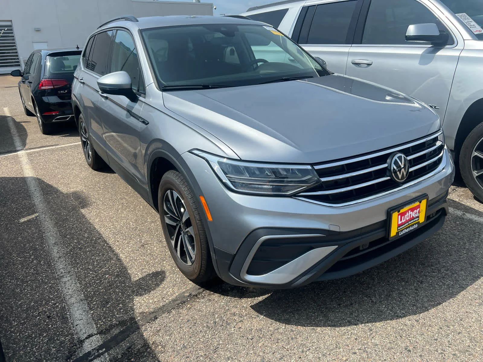 Used 2024 Volkswagen Tiguan S with VIN 3VVFB7AX7RM055288 for sale in Brooklyn Center, Minnesota