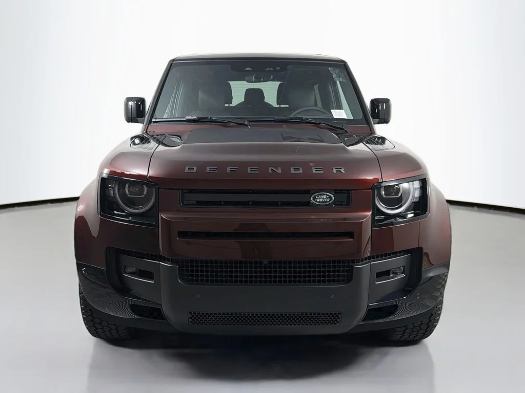 New 2026 Sedona Red Land Rover X-Dynamic SE image 2