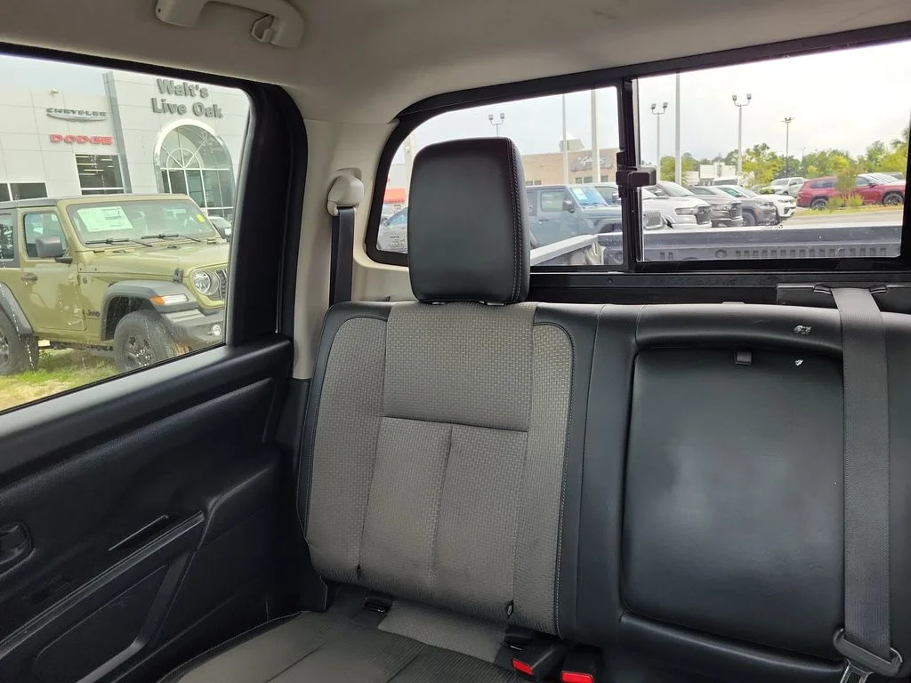 Used 2020 White Nissan S image 13