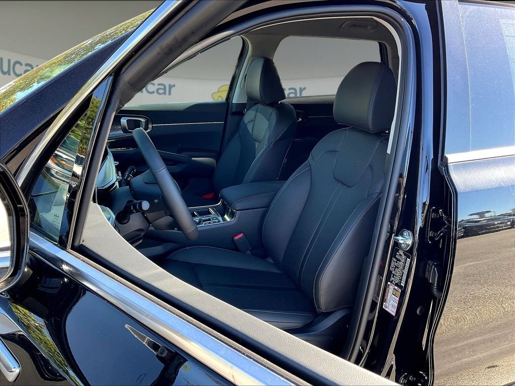 2026 Kia Sorento EX - Photo 11