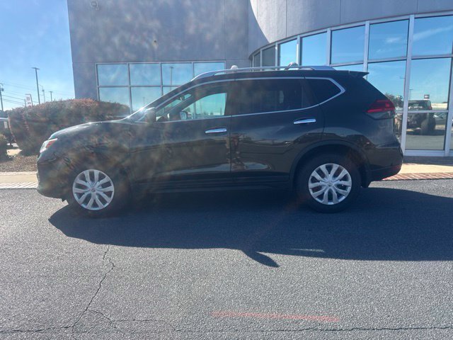 Used 2017 Black Nissan S image 11