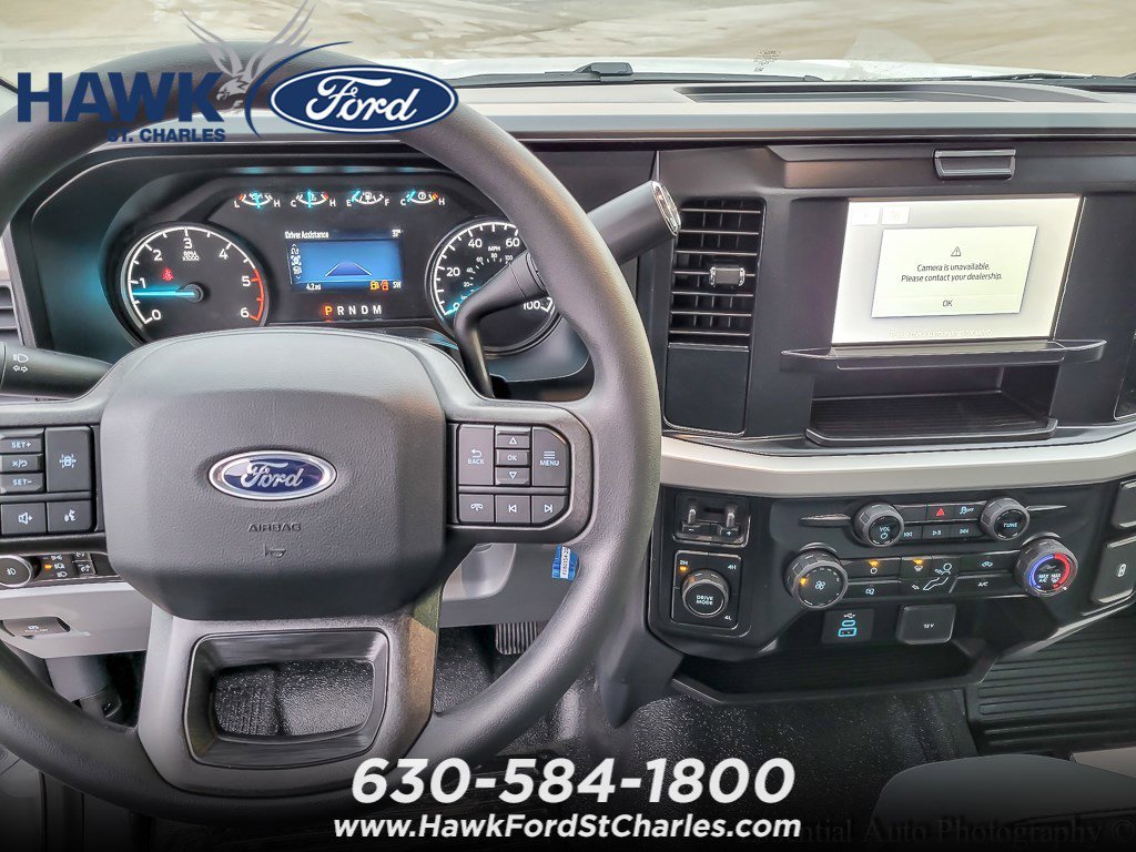 New 2026 Oxford White Ford F-450® XL image 9