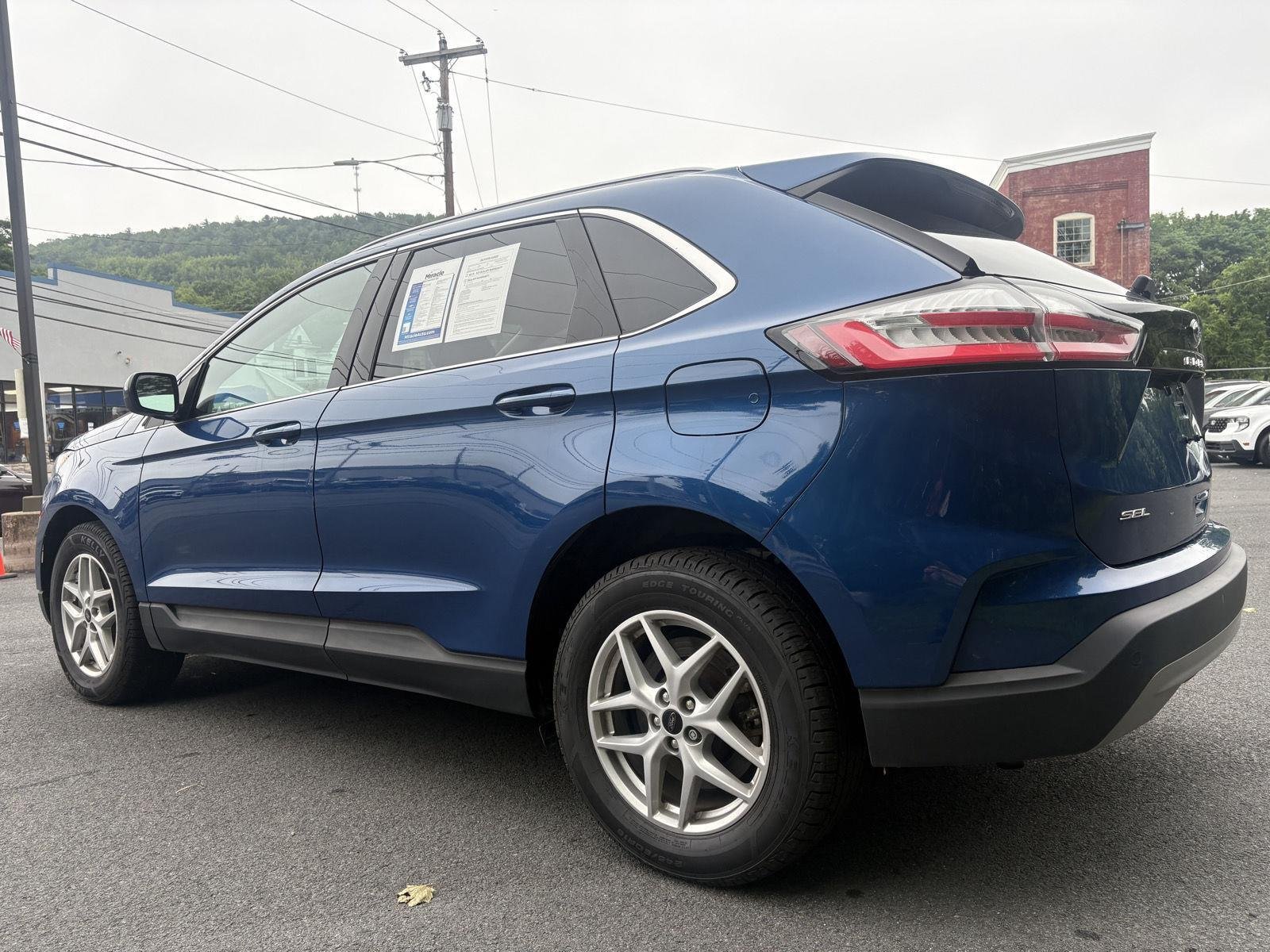 Used 2023 Atlas Blue Metallic FORD TRUCK SEL image 5
