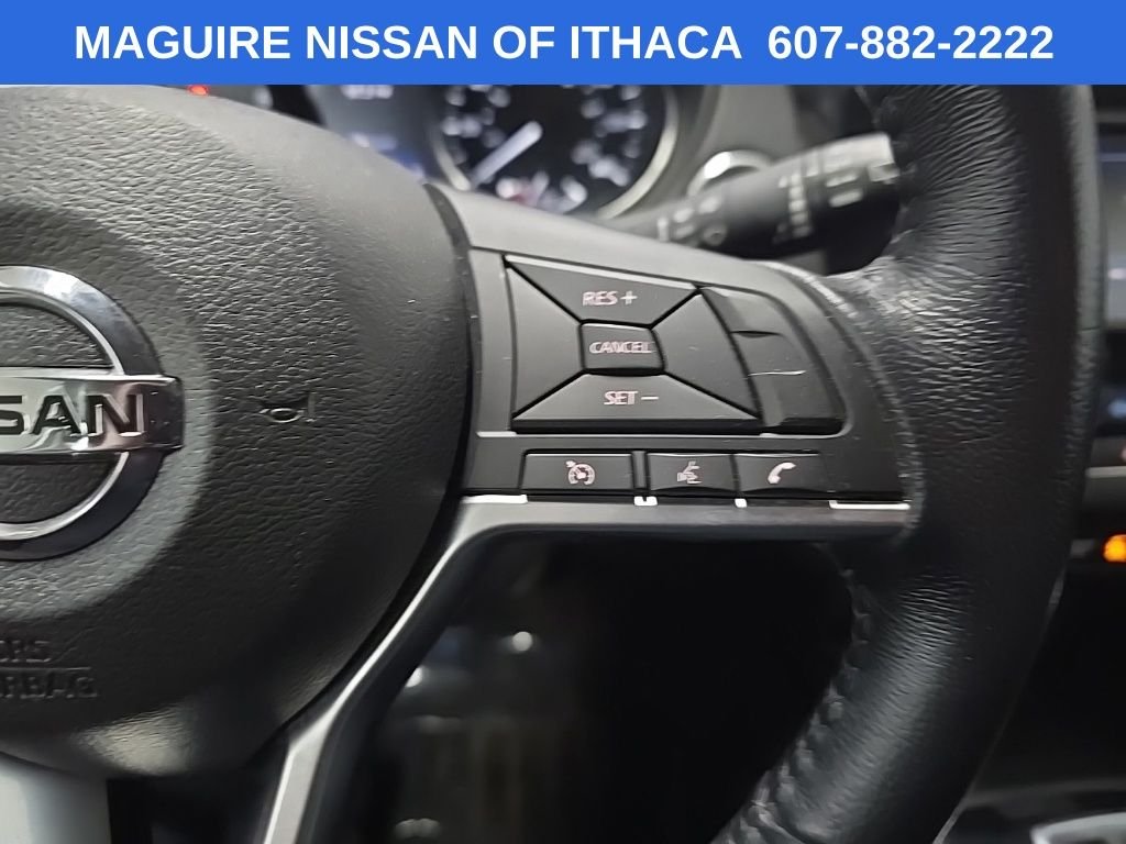 Used 2018 Silver Nissan SV image 20
