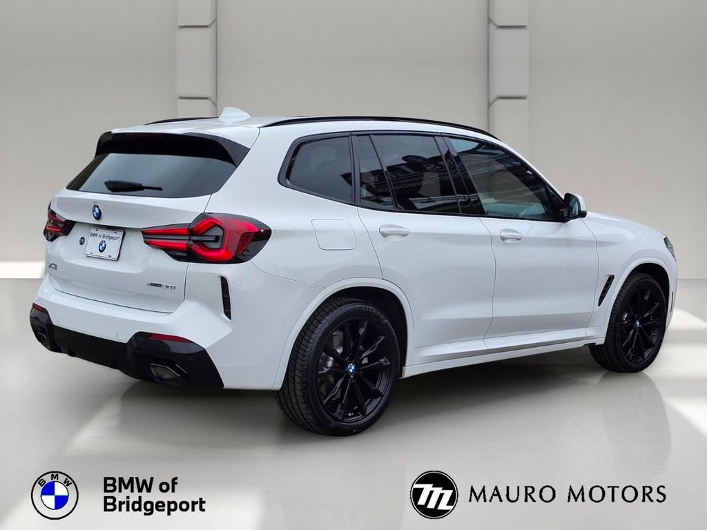 Used 2024 White BMW xDrive30i image 6