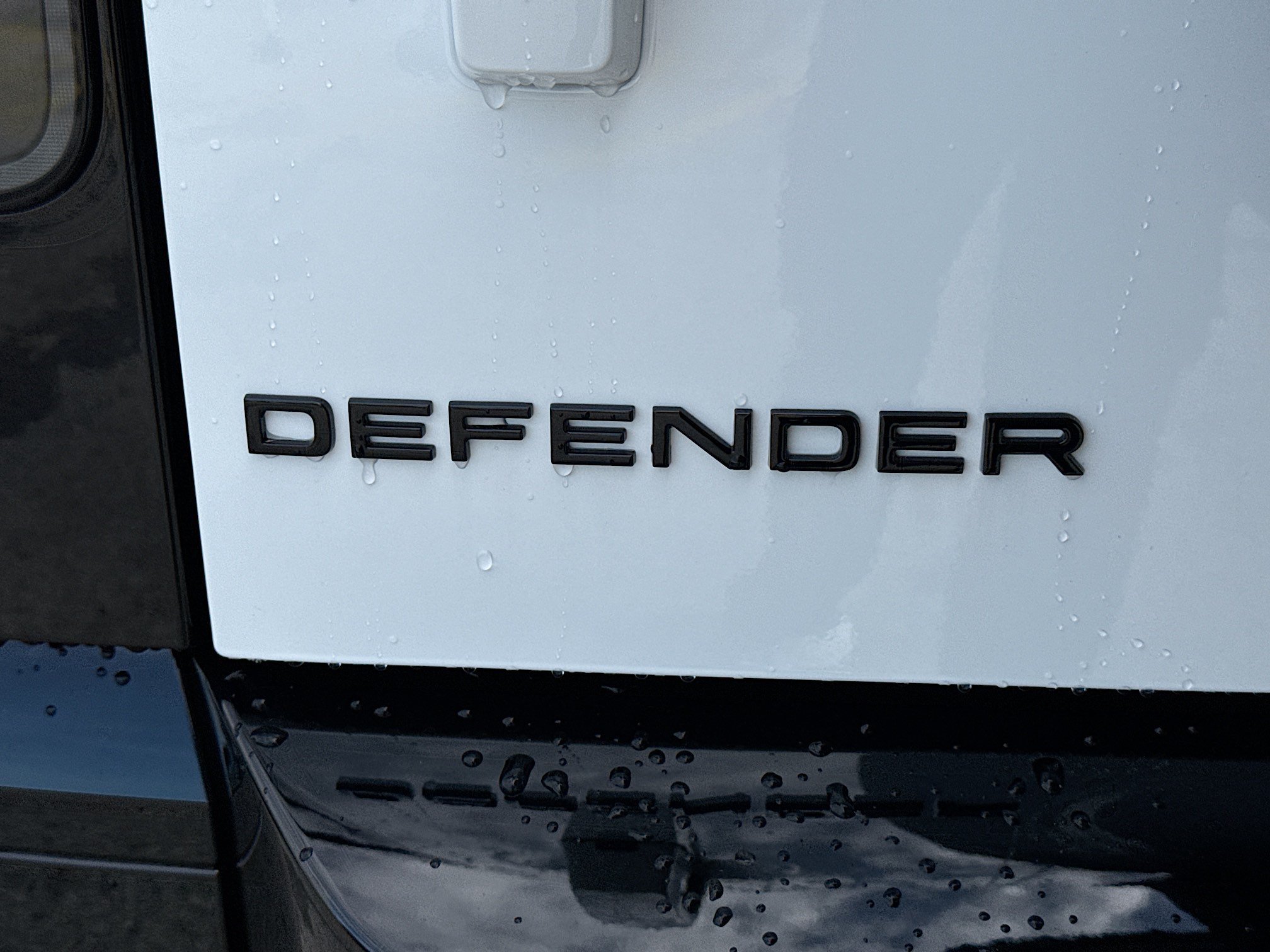 New 2026 Fuji White Land Rover X-Dynamic SE image 11