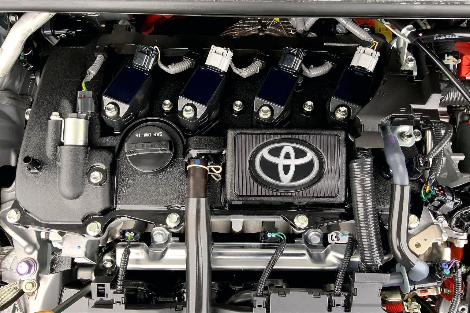 Used 2025 Classic Silver Metallic Toyota Hybrid LE image 32