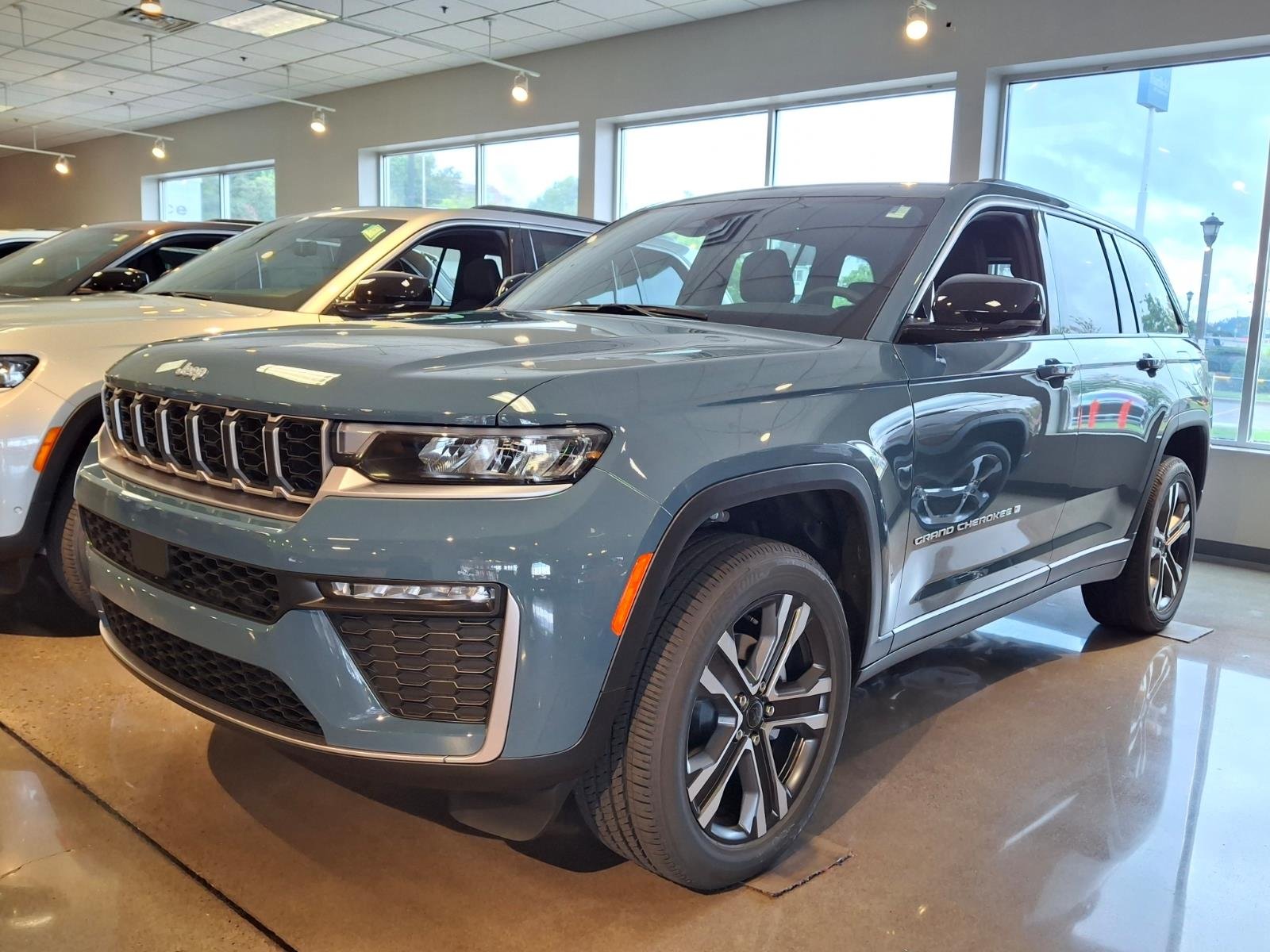 2027 Jeep Grand Cherokee