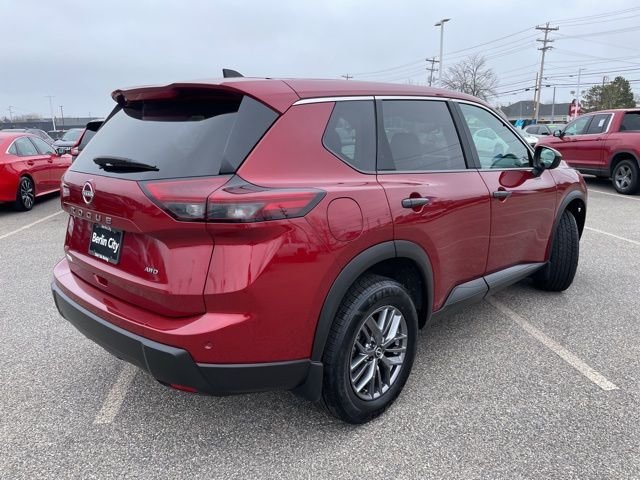 Used 2024 Scarlet Nissan S image 7