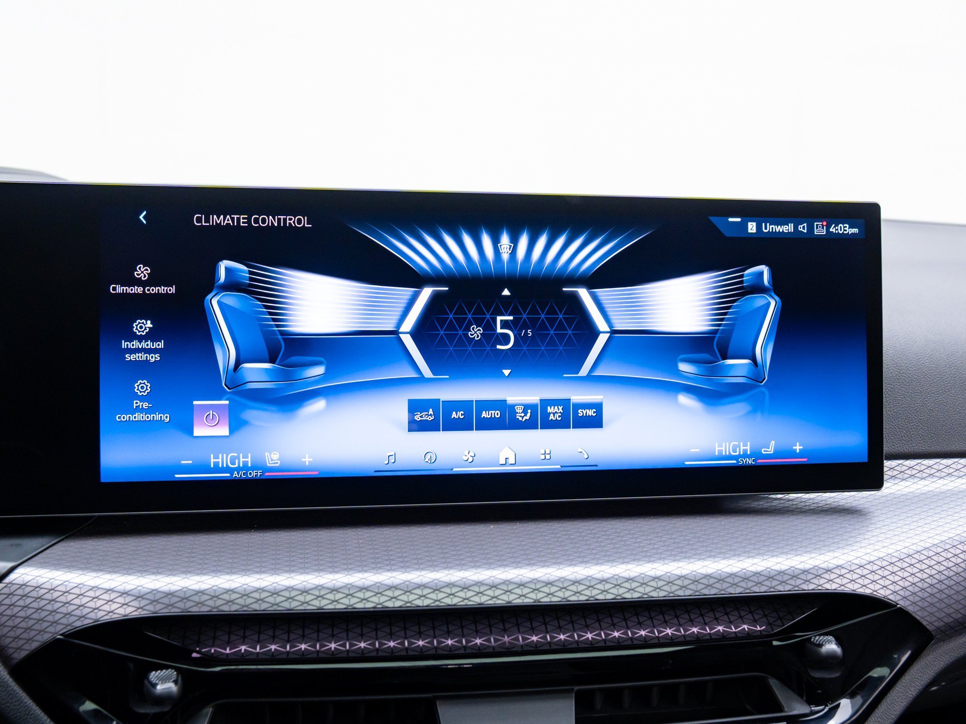 2026 BMW 4 Series 430i - Photo 24