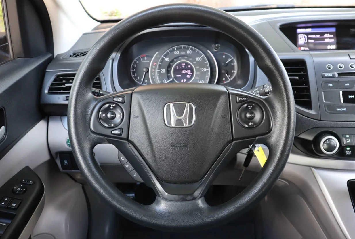 Used 2012  Honda LX image 15