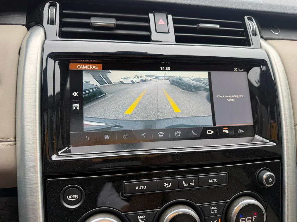 Used 2018 Black Land Rover HSE image 14