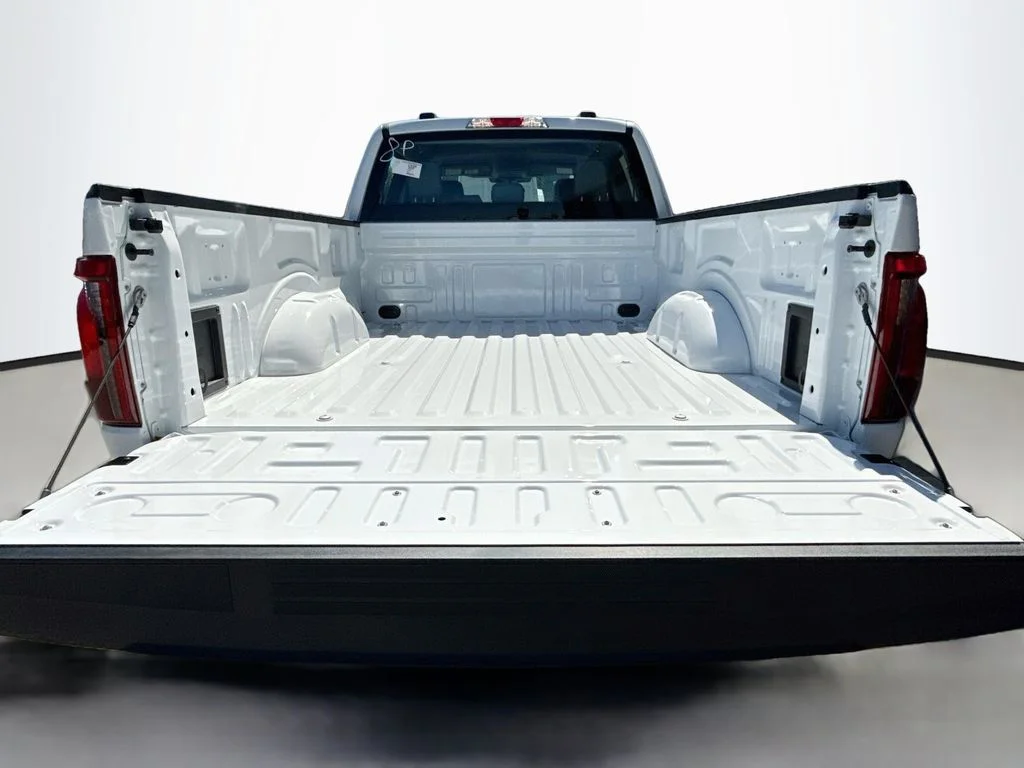 New 2026 Oxford White Ford XL image 23