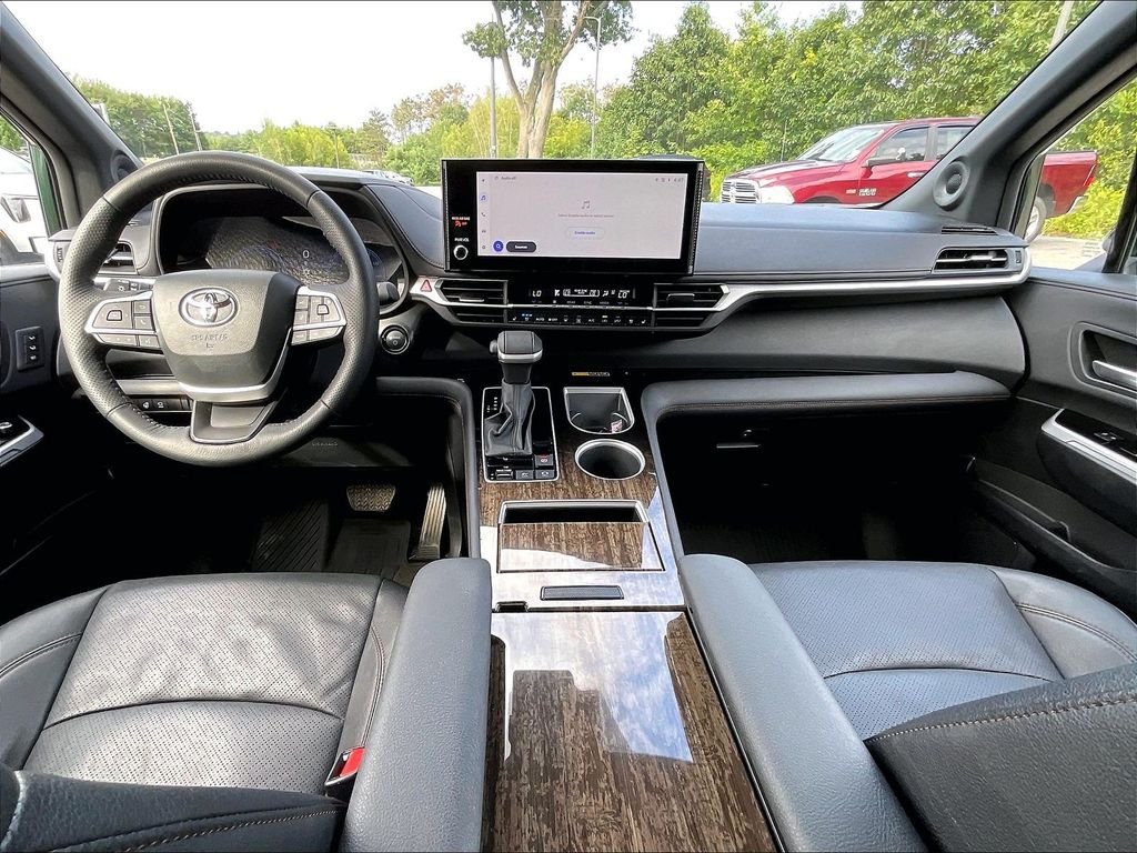 Used 2025 Cypress Toyota Platinum image 21