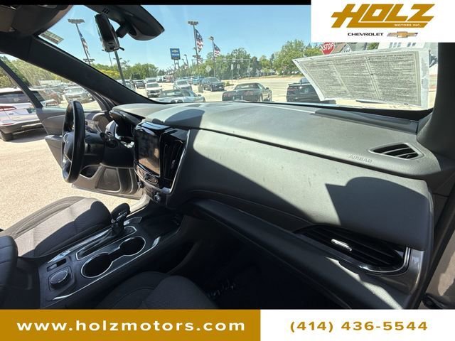 Certified Used 2023 Sterling Gray Metallic Chevrolet LT Cloth image 27