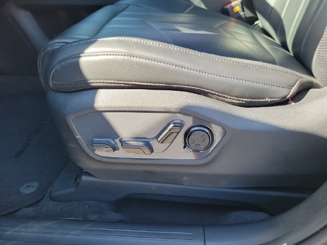 Used 2027 Gray Kia X-Pro SX-Prestige image 16