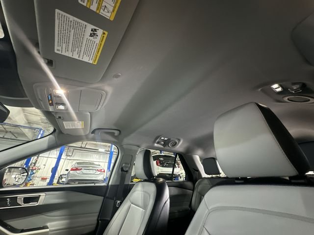 Used 2021 Blue Metallic Ford XLT image 20