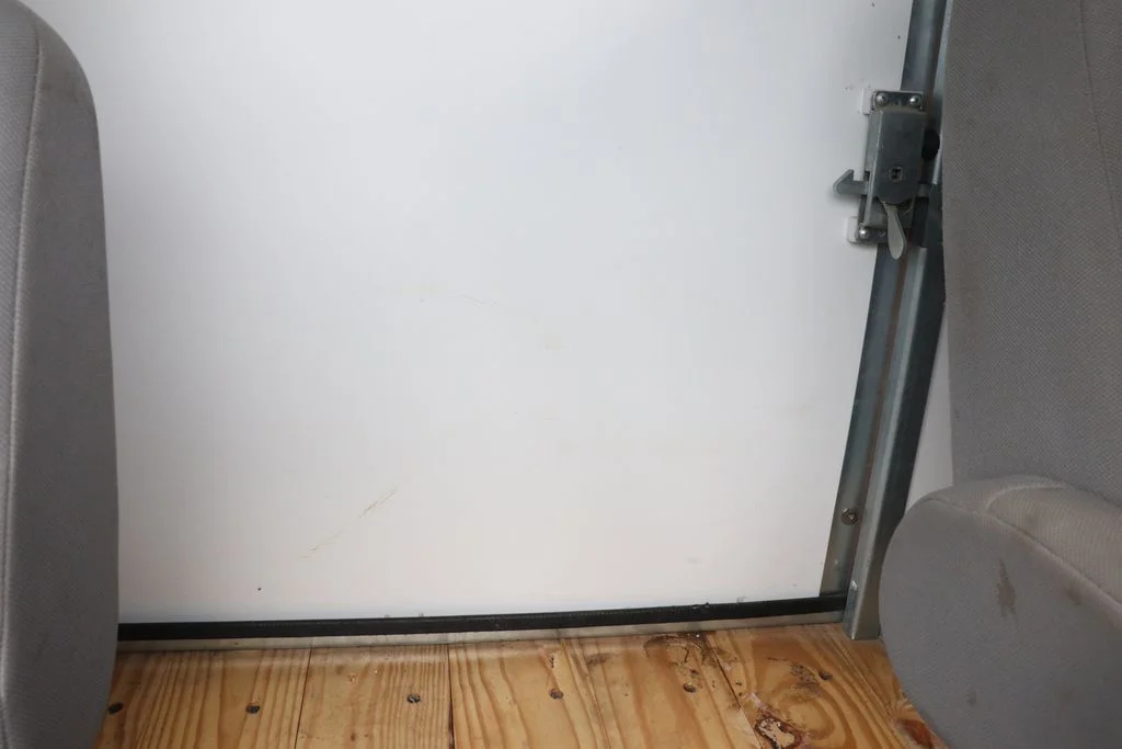 Used 2025 Oxford White Ford Base image 27