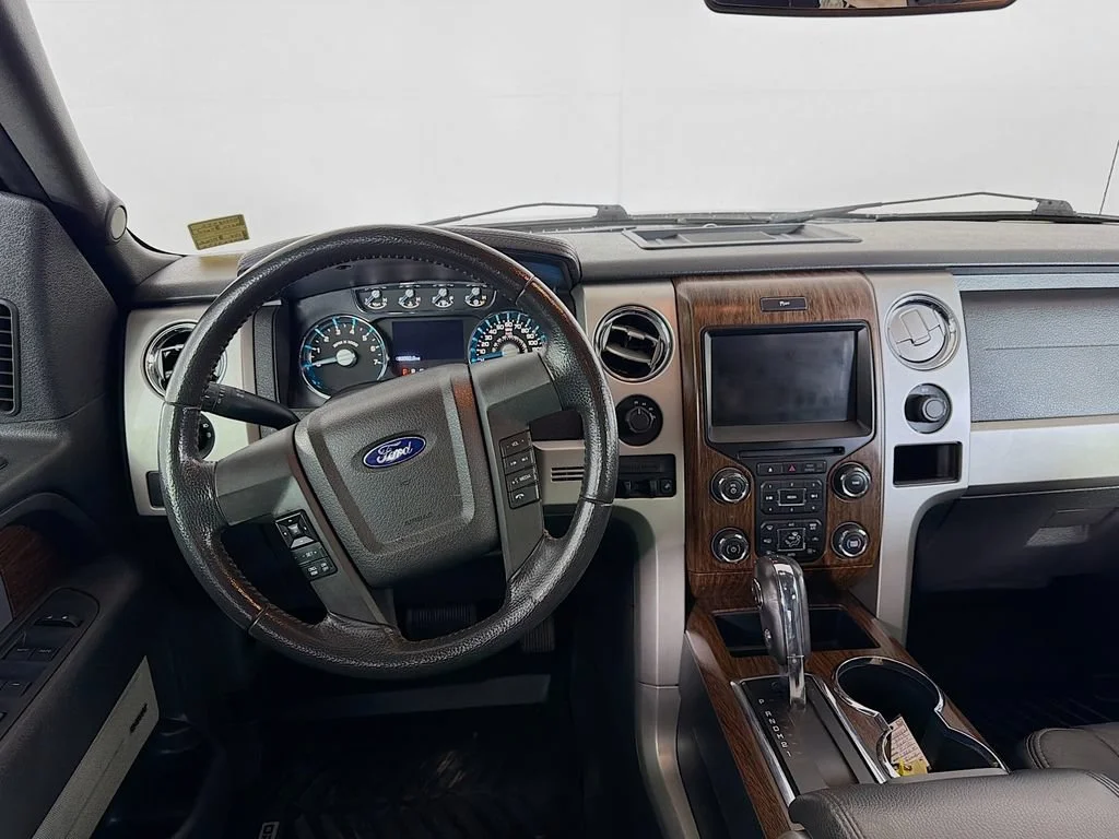 Used 2013 Blue Ford XL image 20